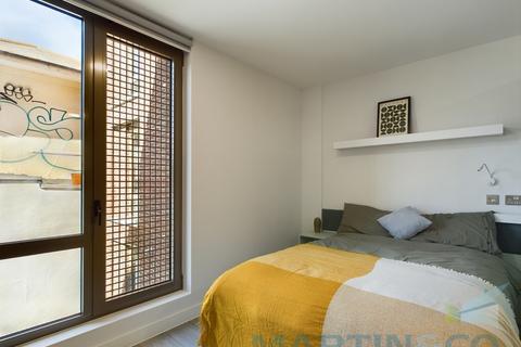 Studio to rent, Providence Place, Brighton