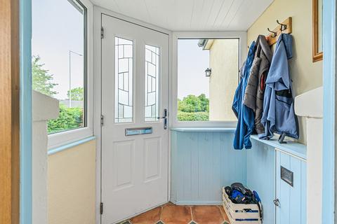 5 Bye Pass Road, Bolton Le Sands, Carnforth, LA5 8JA
