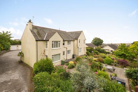 4 Cardrona Court, Grange-over-Sands, Cumbria, LA11 7AW