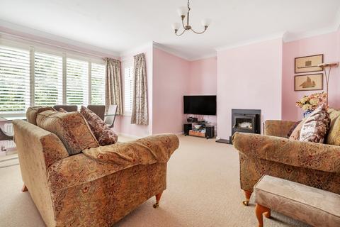 2 bedroom apartment for sale, 4 Cardrona Court, Grange-over-Sands, Cumbria, LA11 7AW