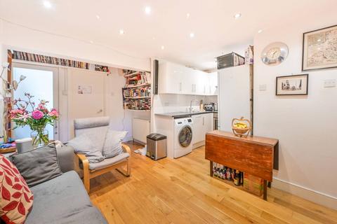 2 bedroom flat for sale, Hanley Road, Stroud Green, London, N4