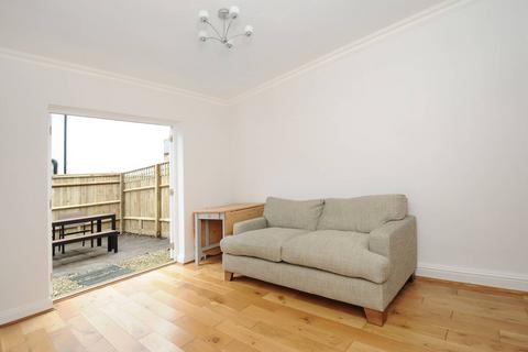 2 bedroom maisonette to rent, Balvernie Grove, Southfields, London, SW18