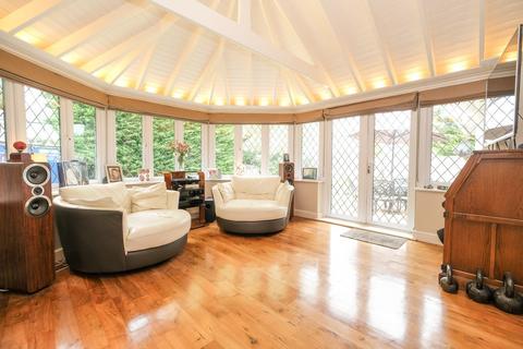 4 bedroom detached house for sale, Wolsey Mews, Orpington