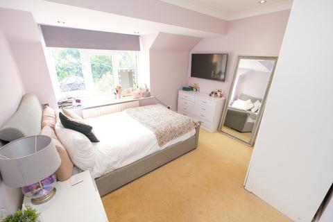 4 bedroom detached house for sale, Wolsey Mews, Orpington