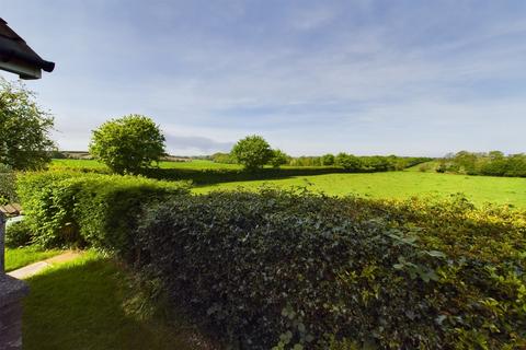 3 bedroom semi-detached house for sale, Hill Top View, Handsacre