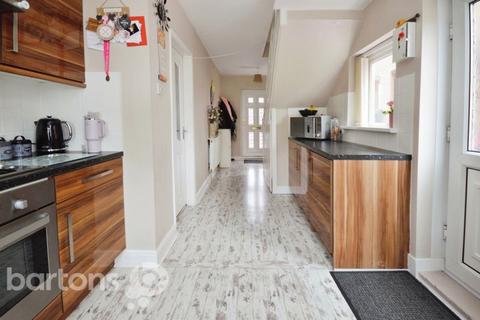 22 Barrie Grove, Hellaby, Rotherham, S66 8HH
