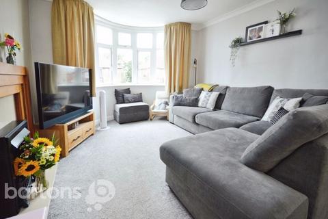 22 Barrie Grove, Hellaby, Rotherham, S66 8HH