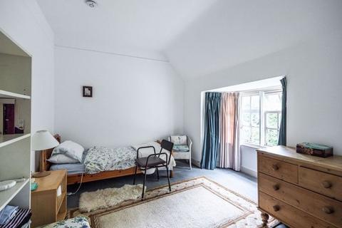 39 Willifield Way, London, NW11 7XU