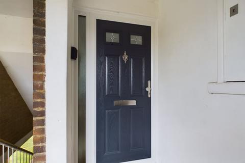 19 Long Walk, Epsom, KT18 5TP