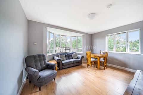 3 bedroom apartment for sale, Park Court, Bounds Green N11