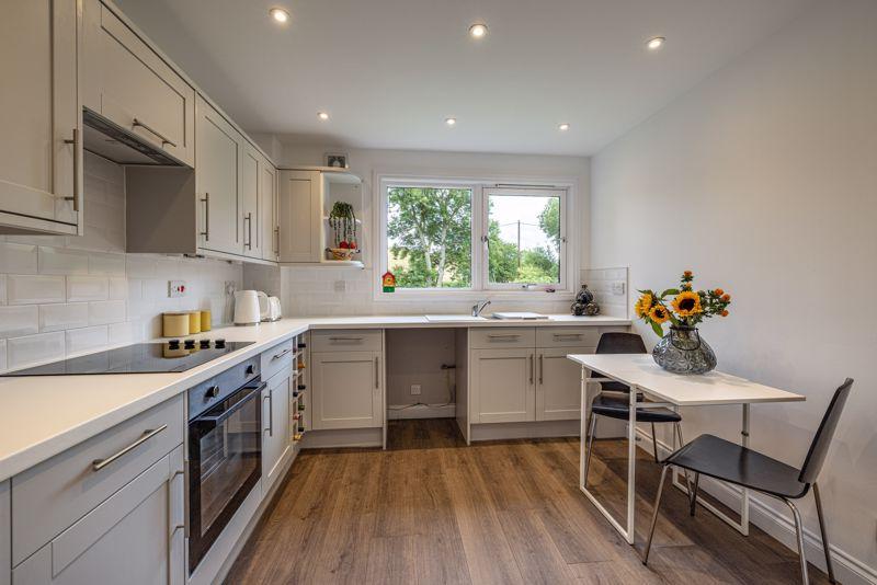 Breakfasting Kitchen