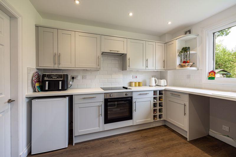 Breakfasting Kitchen