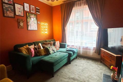 415 Ripponden Road, Oldham, OL1 4JN