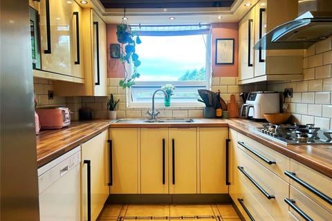 415 Ripponden Road, Oldham, OL1 4JN