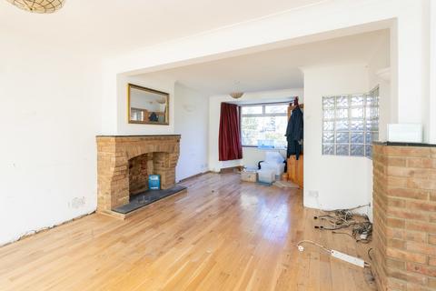 20 Parkway, Dorking, RH4 1EU