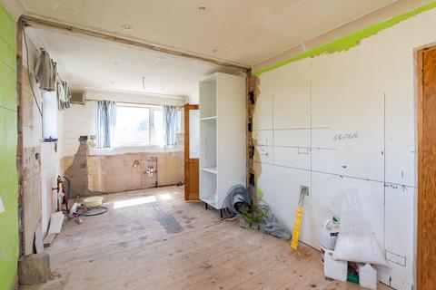 20 Parkway, Dorking, RH4 1EU