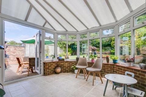 49 Orchard Road, South Croydon, CR2 9LZ