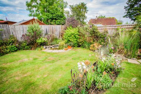6 Alnwick, Toothill, Swindon, SN5 8JJ