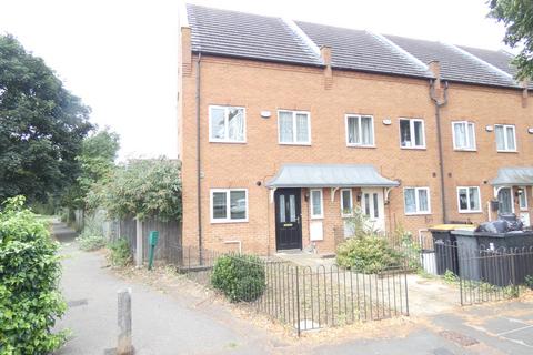 4 bedroom townhouse to rent, Elstow Road, Bedford