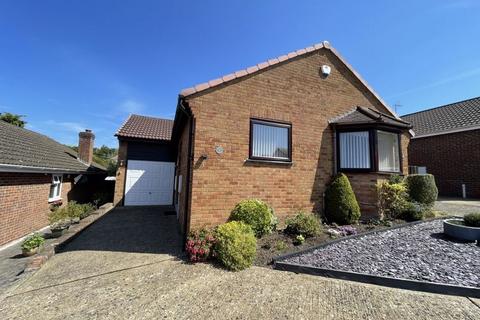 2 bedroom detached bungalow for sale, Lorraine Close, High Wycombe HP13