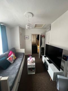 1 bedroom flat to rent, Stafford Road, London E7