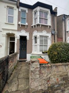 1 bedroom flat to rent, Stafford Road, London E7