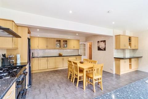 4 bedroom semi-detached house for sale, Cecil Crescent, Hatfield