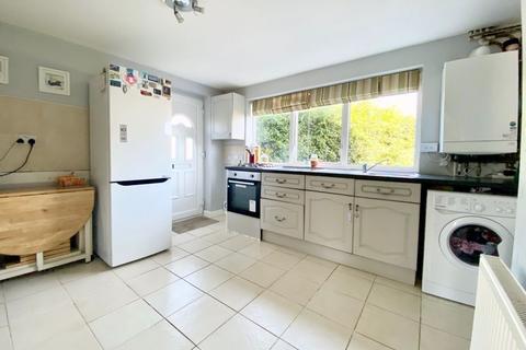 79b Great Close, South Witham, Grantham, NG33 5QH