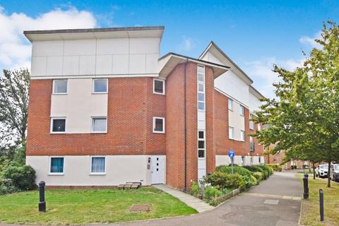 2 bedroom apartment for sale, Eddington Crescent, Welwyn Garden City AL7