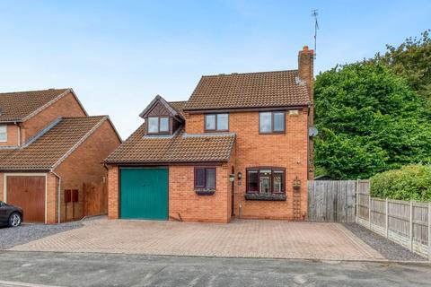 4 bedroom detached house for sale, Otter Close, Winyates Green, Redditch B98 0SJ