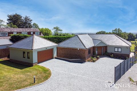 4 bedroom detached bungalow for sale, Grays Avenue, Langdon Hills, SS16