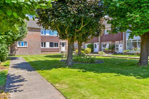 2 bedroom flat for sale, Oxen Avenue, Shoreham-By-Sea, West Sussex