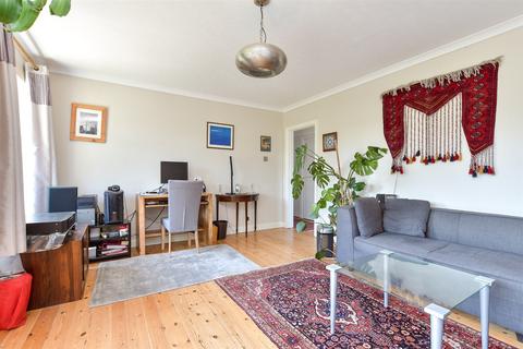 2 bedroom flat for sale, Oxen Avenue, Shoreham-By-Sea, West Sussex