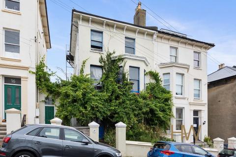 3 bedroom apartment for sale, York Villas, Brighton, BN1 3TS