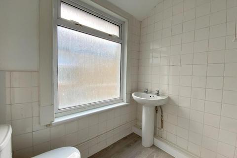 4 bedroom maisonette to rent, Hither Green Lane, London, SE13 6QB