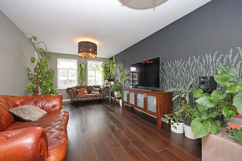 undefined, Yarnfield, Stone ST15