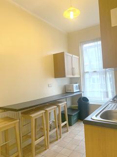 5 bedroom maisonette to rent, Malden Road, London NW5