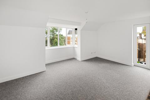 Studio for sale, Orchard Grove, London, SE20