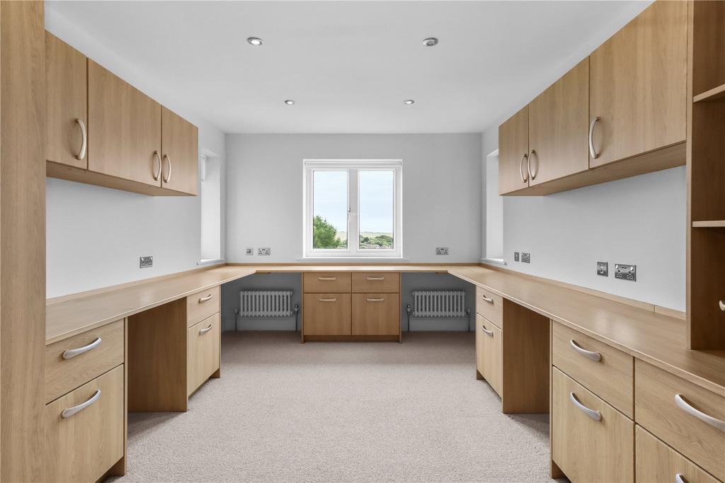 Study/Bedroom 5