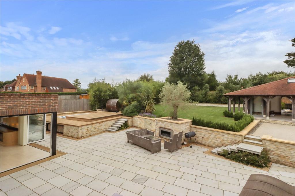 Rear Garden Terrace