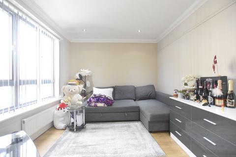 1 bedroom flat to rent, Goodmayes Road, Goodmayes, IG3