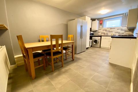 3 bedroom terraced house for sale, Knowl Bank, Golcar, Huddersfield