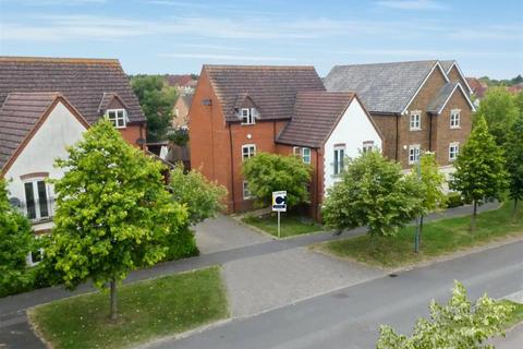 5 bedroom detached house for sale, Wickstead Avenue, Grange Farm, Milton Keynes