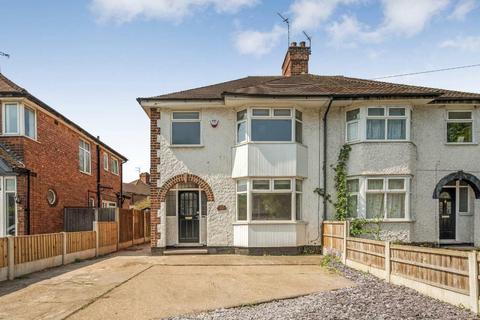 4 bedroom semi-detached house to rent, Queens Road East, Beeston