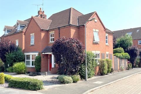 4 bedroom detached house for sale, Turner Close, Chase Meadow, Warwick