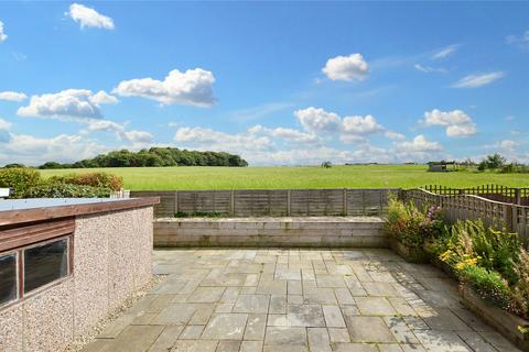 15 Ash Royd, Rothwell, Leeds, LS26 0BN