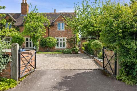 4 bedroom semi-detached house for sale, Main Street, Dumbleton