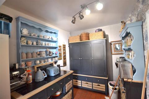 4 Castle Street, Fleet, GU52 7ST