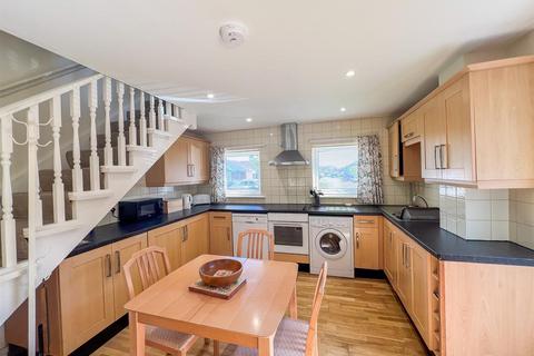 2 Longstone Park, Beadnell, Chathill, NE67 5BP