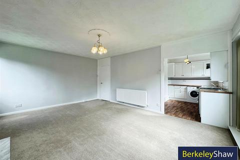 2 bedroom apartment for sale, Dowhills Park, Blundellsands, Liverpool